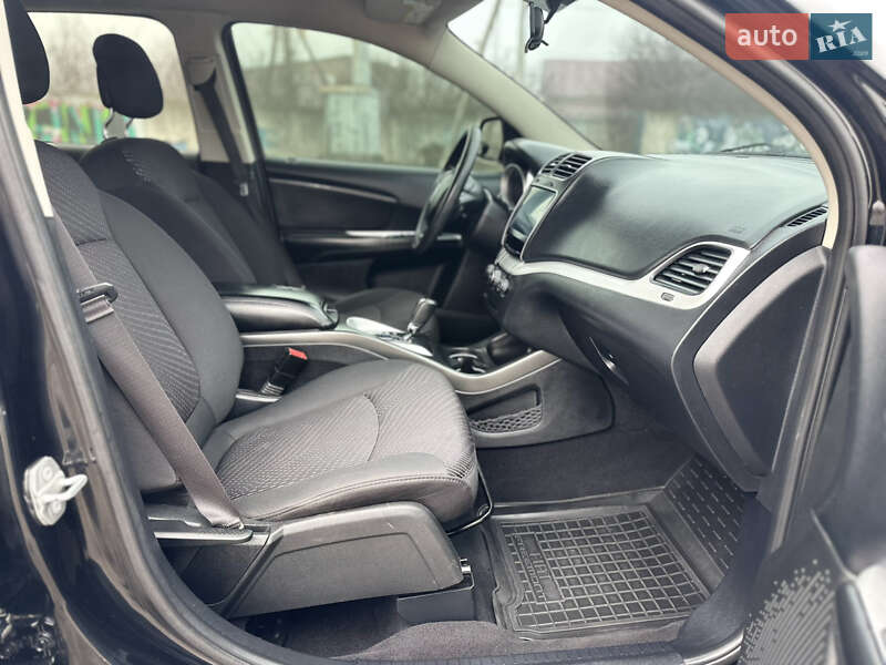 Позашляховик / Кросовер Dodge Journey 2015 в Хмельницькому фото 15 Позашляховик / Кросовер Dodge Journey 2015 в Хмельницькому