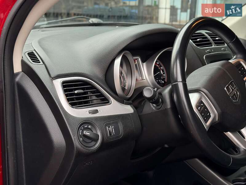 Внедорожник / Кроссовер Dodge Journey 2017 в Киеве фото 20 Внедорожник / Кроссовер Dodge Journey 2017 в Киеве