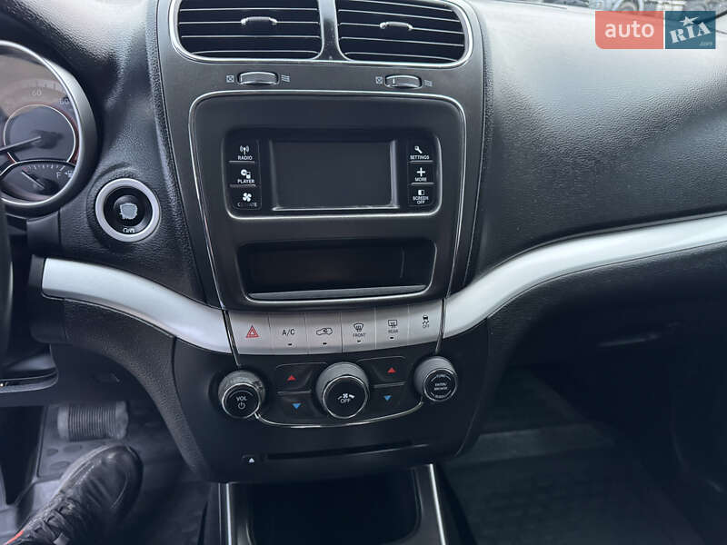 Внедорожник / Кроссовер Dodge Journey 2016 в Владимире