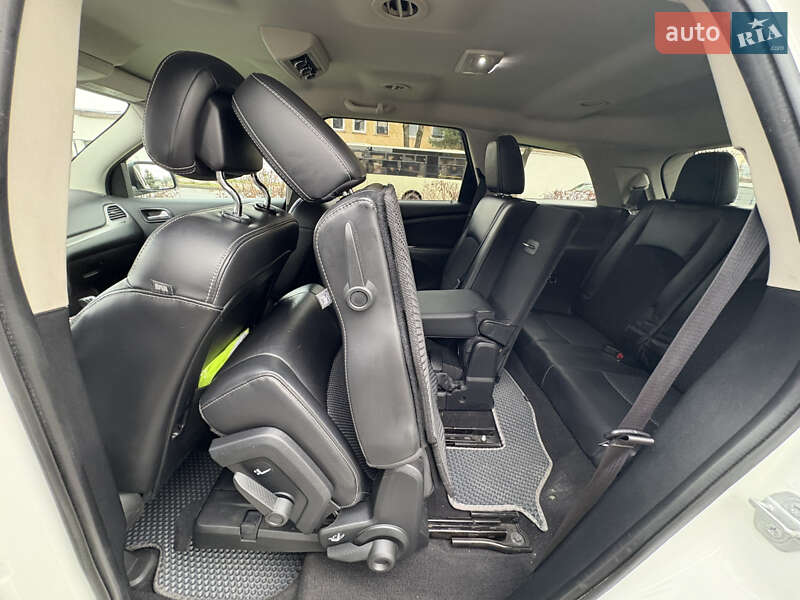 Позашляховик / Кросовер Dodge Journey 2017 в Львові фото 52 Позашляховик / Кросовер Dodge Journey 2017 в Львові
