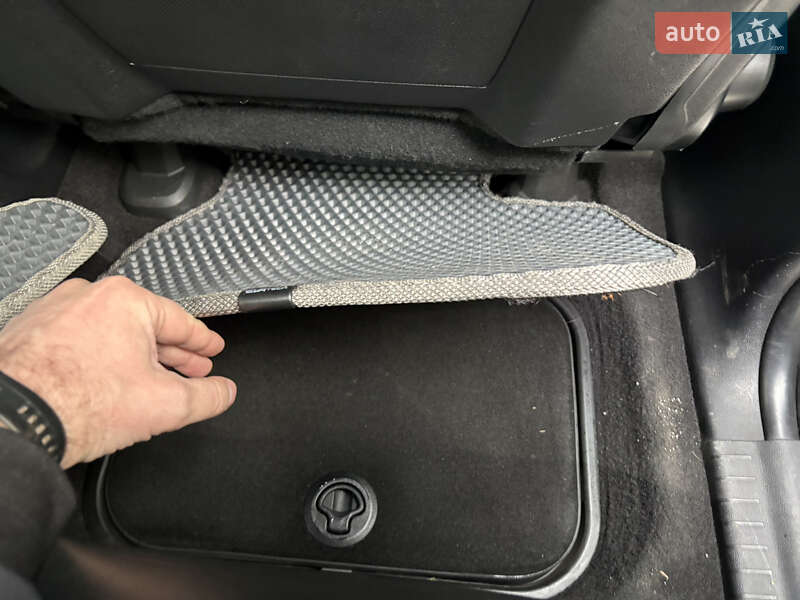 Позашляховик / Кросовер Dodge Journey 2017 в Львові фото 62 Позашляховик / Кросовер Dodge Journey 2017 в Львові