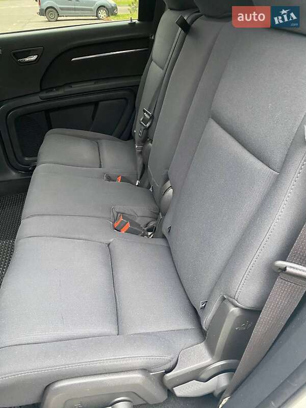 Позашляховик / Кросовер Dodge Journey 2010 в Рівному