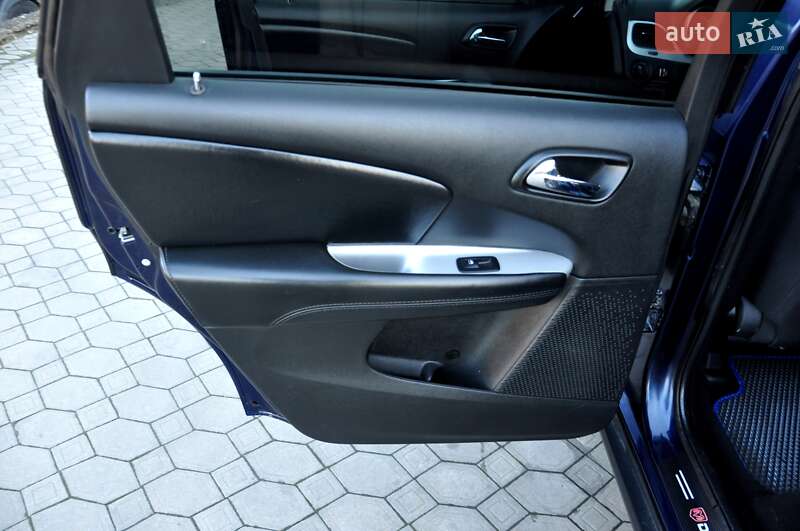 Позашляховик / Кросовер Dodge Journey 2017 в Львові фото 5 Позашляховик / Кросовер Dodge Journey 2017 в Львові