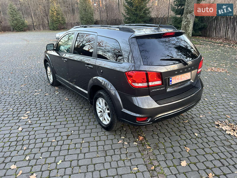 Внедорожник / Кроссовер Dodge Journey 2017 в Львове