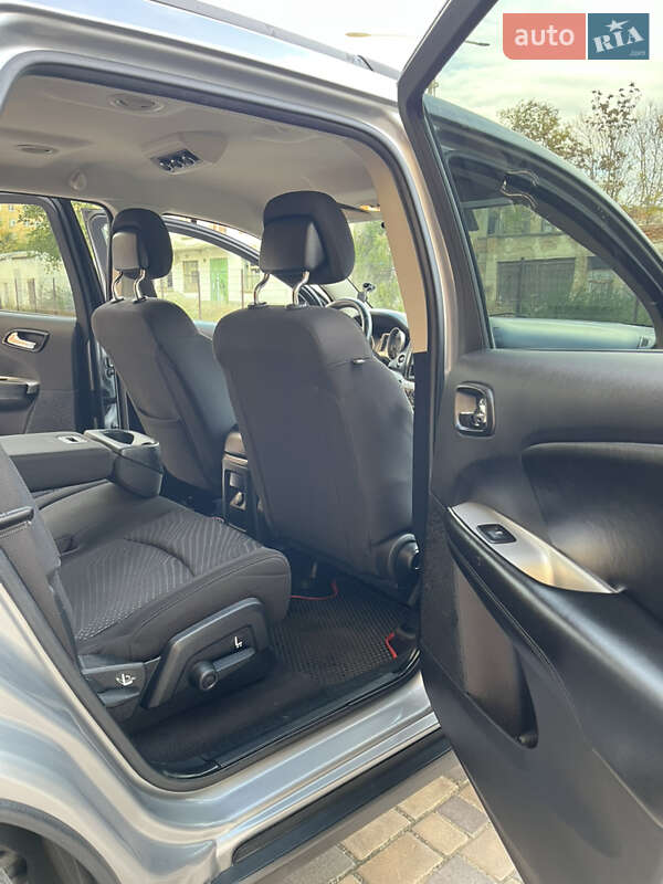 Внедорожник / Кроссовер Dodge Journey 2017 в Измаиле фото 7 Внедорожник / Кроссовер Dodge Journey 2017 в Измаиле