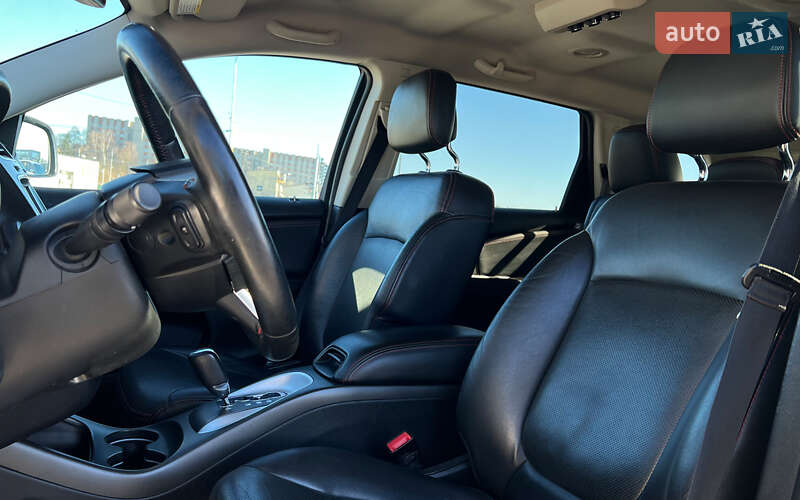 Внедорожник / Кроссовер Dodge Journey 2017 в Львове