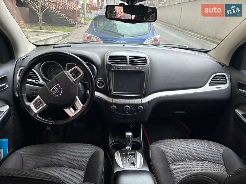 Позашляховик / Кросовер Dodge Journey 2015 в Києві