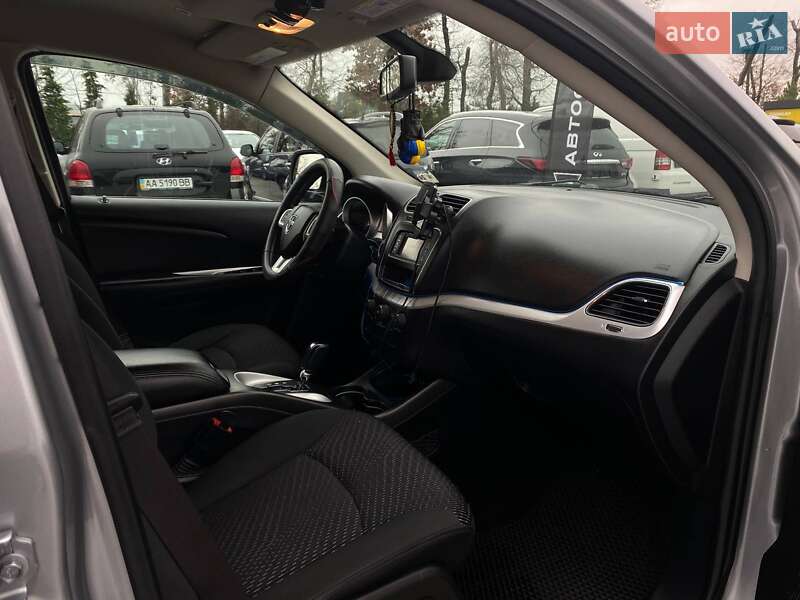 Внедорожник / Кроссовер Dodge Journey 2018 в Киеве