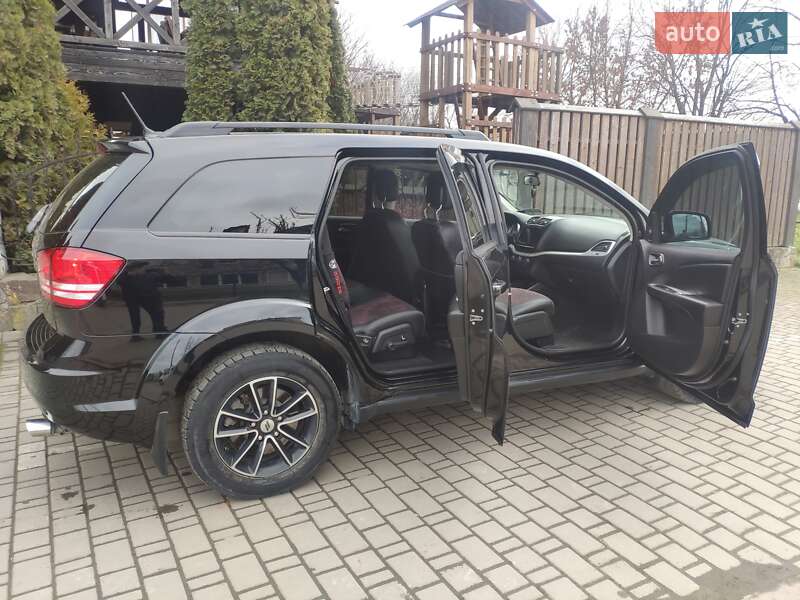 Внедорожник / Кроссовер Dodge Journey 2017 в Ивано-Франковске