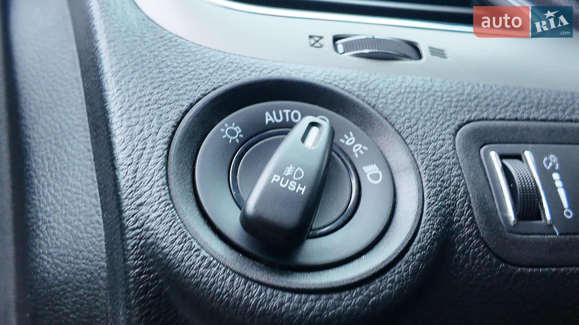 2019 Dodge Journey - мініатюра 22