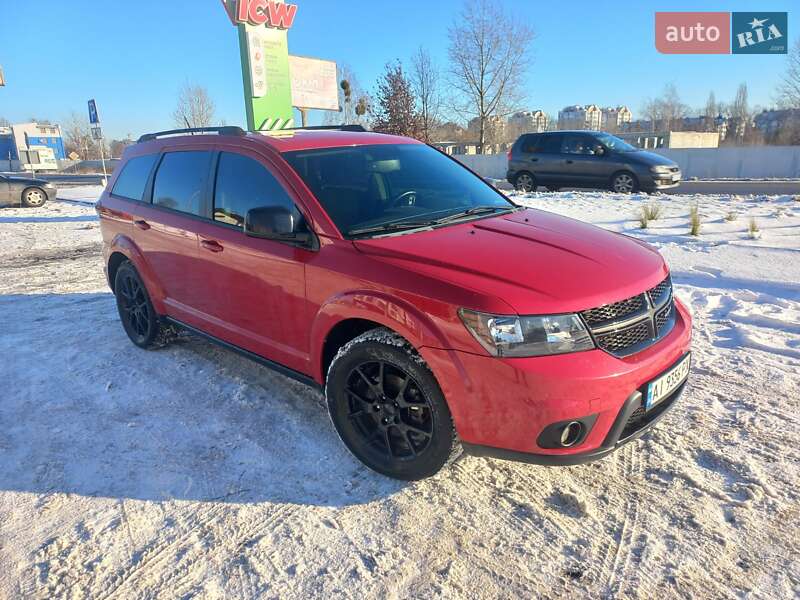 Внедорожник / Кроссовер Dodge Journey 2015 в Михайловке-Рубежовке