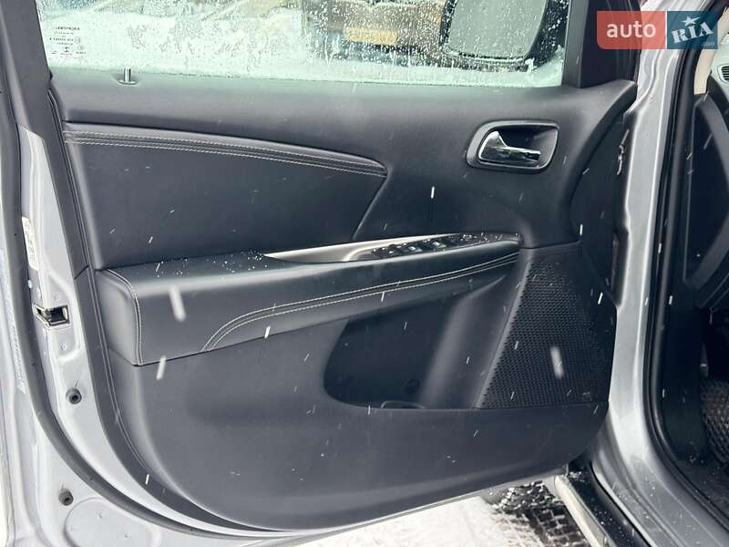 Внедорожник / Кроссовер Dodge Journey 2017 в Виннице