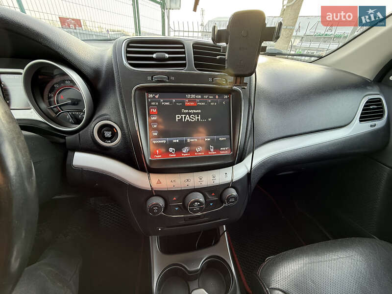 Позашляховик / Кросовер Dodge Journey 2019 в Києві