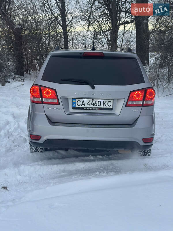 Позашляховик / Кросовер Dodge Journey 2017 в Смілі фото 11 Позашляховик / Кросовер Dodge Journey 2017 в Смілі