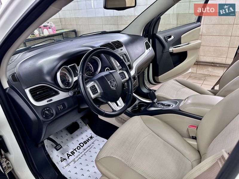 Внедорожник / Кроссовер Dodge Journey 2014 в Сумах