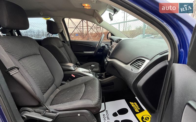 Внедорожник / Кроссовер Dodge Journey 2012 в Стрые