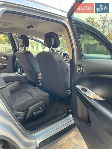 Внедорожник / Кроссовер Dodge Journey 2017 в Измаиле