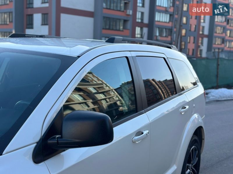 Внедорожник / Кроссовер Dodge Journey 2017 в Тернополе