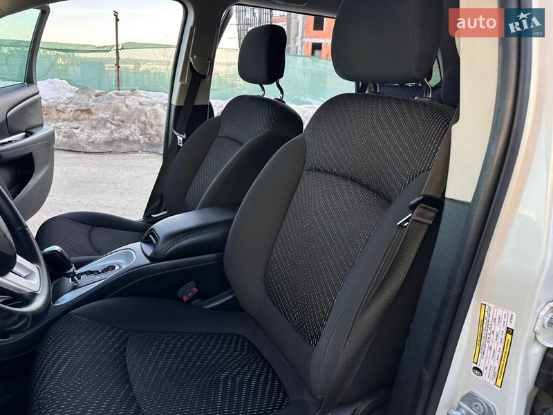 Внедорожник / Кроссовер Dodge Journey 2017 в Тернополе