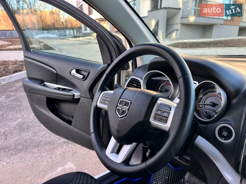 Внедорожник / Кроссовер Dodge Journey 2017 в Тернополе