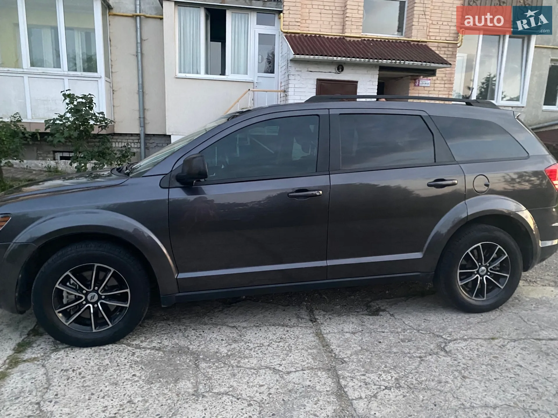 2017 Dodge Journey - мініатюра 2