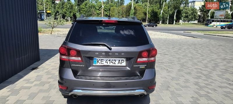 Внедорожник / Кроссовер Dodge Journey 2015 в Днепре