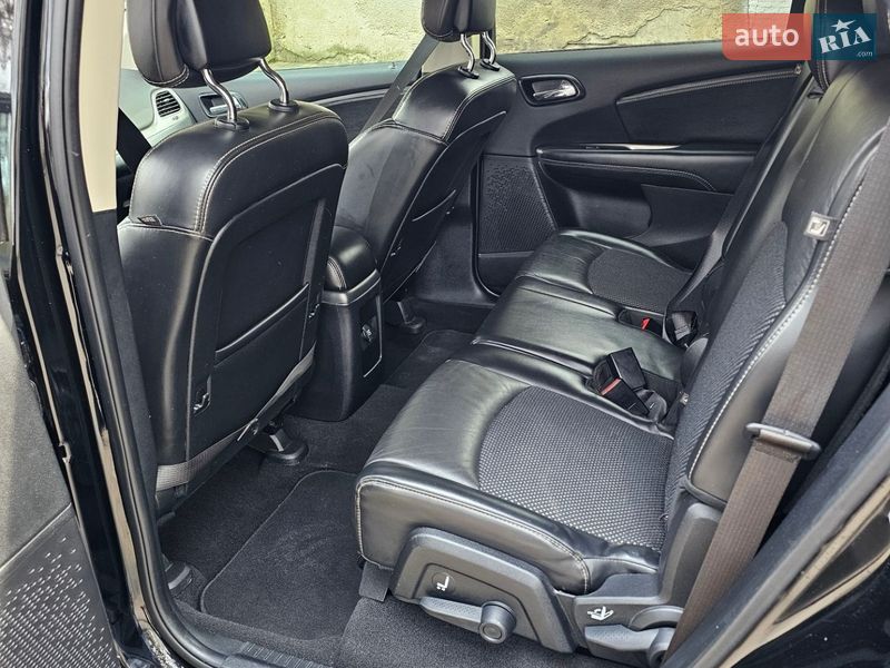 Внедорожник / Кроссовер Dodge Journey 2019 в Черновцах