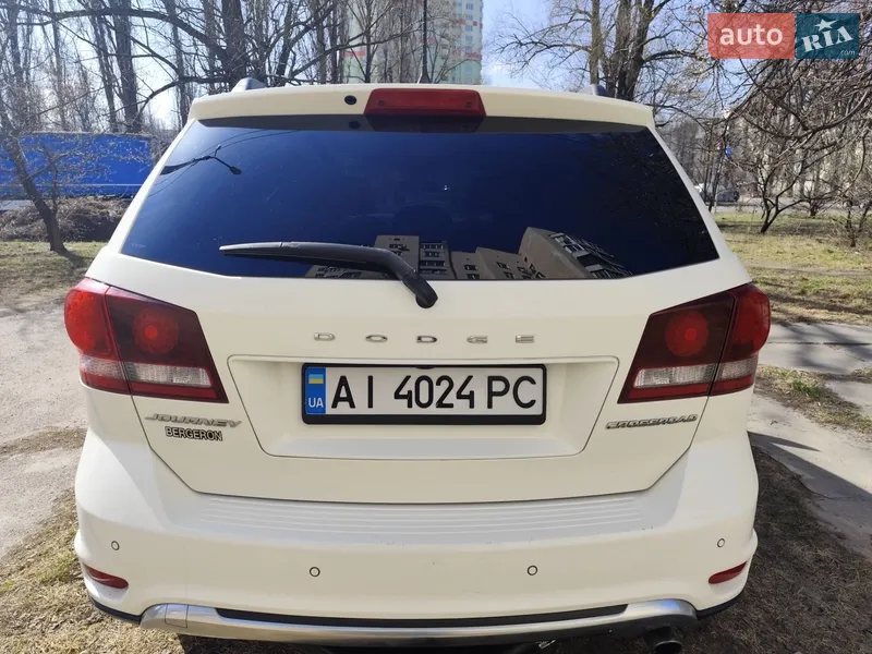 Dodge Journey 2020 VIN 3C4PDCGB5LT213173 фото оголошення 4 з 50