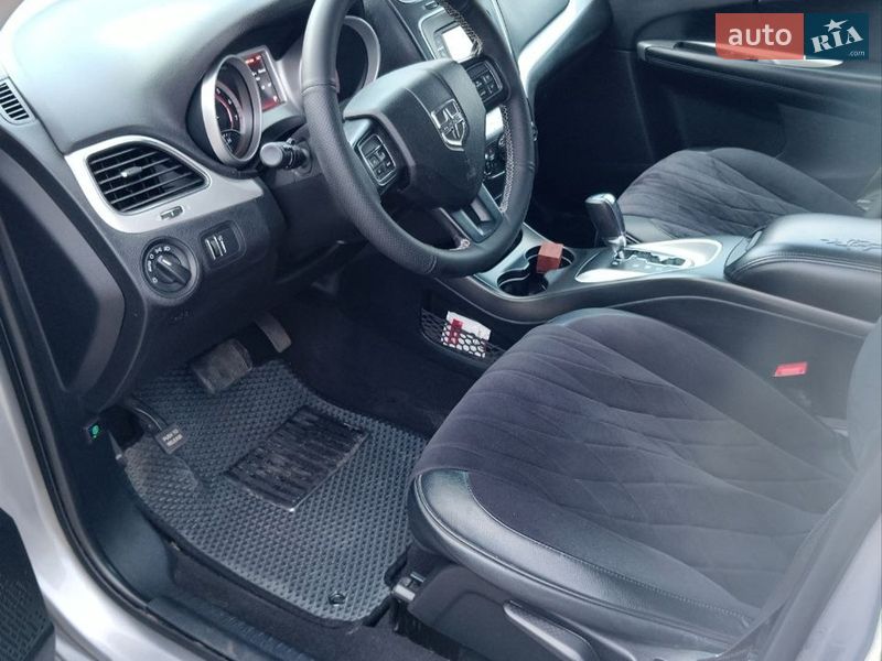 Позашляховик / Кросовер Dodge Journey 2017 в Сумах фото 16 Позашляховик / Кросовер Dodge Journey 2017 в Сумах