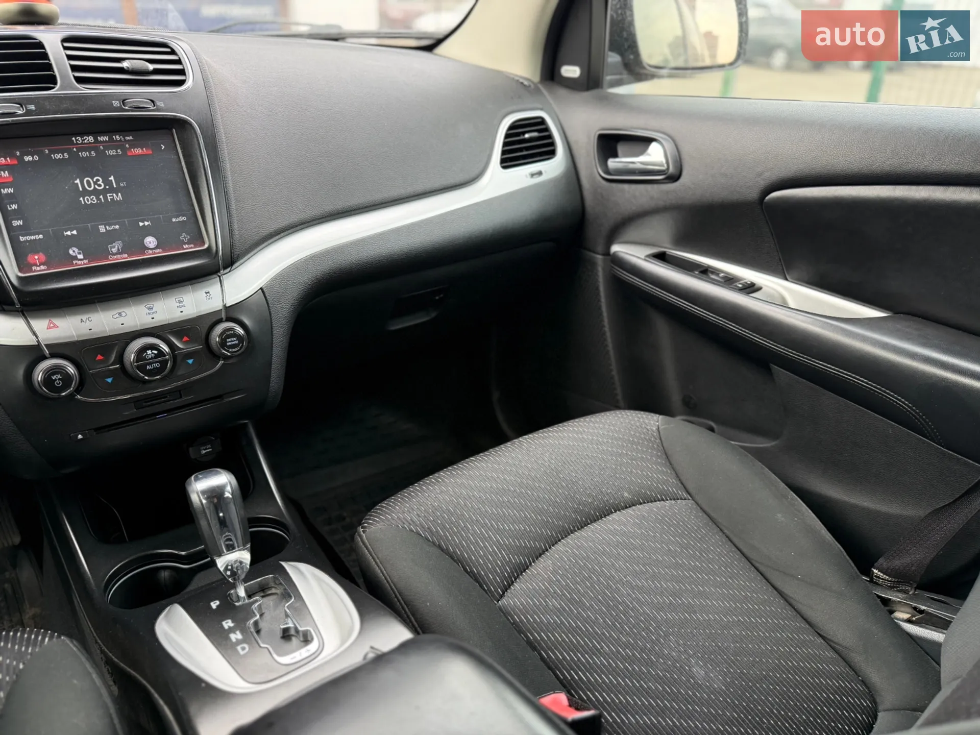 2010 Dodge Journey - мініатюра 19