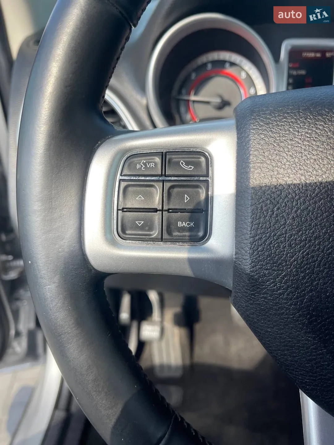 2018 Dodge Journey - мініатюра 16