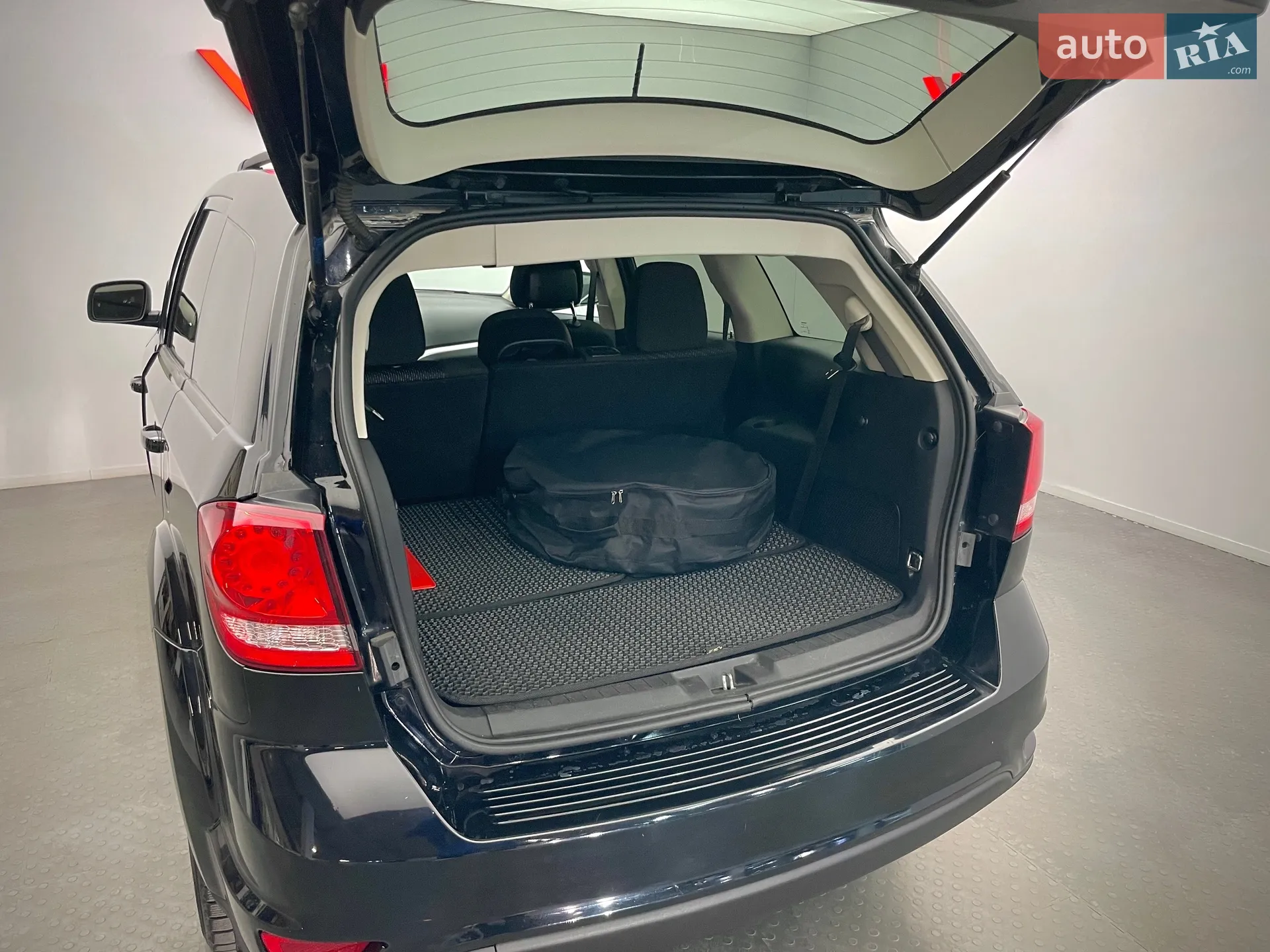 2019 Dodge Journey - мініатюра 7