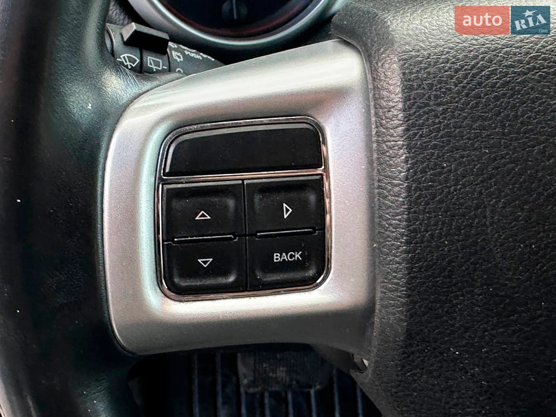 2017 Dodge Journey - мініатюра 26