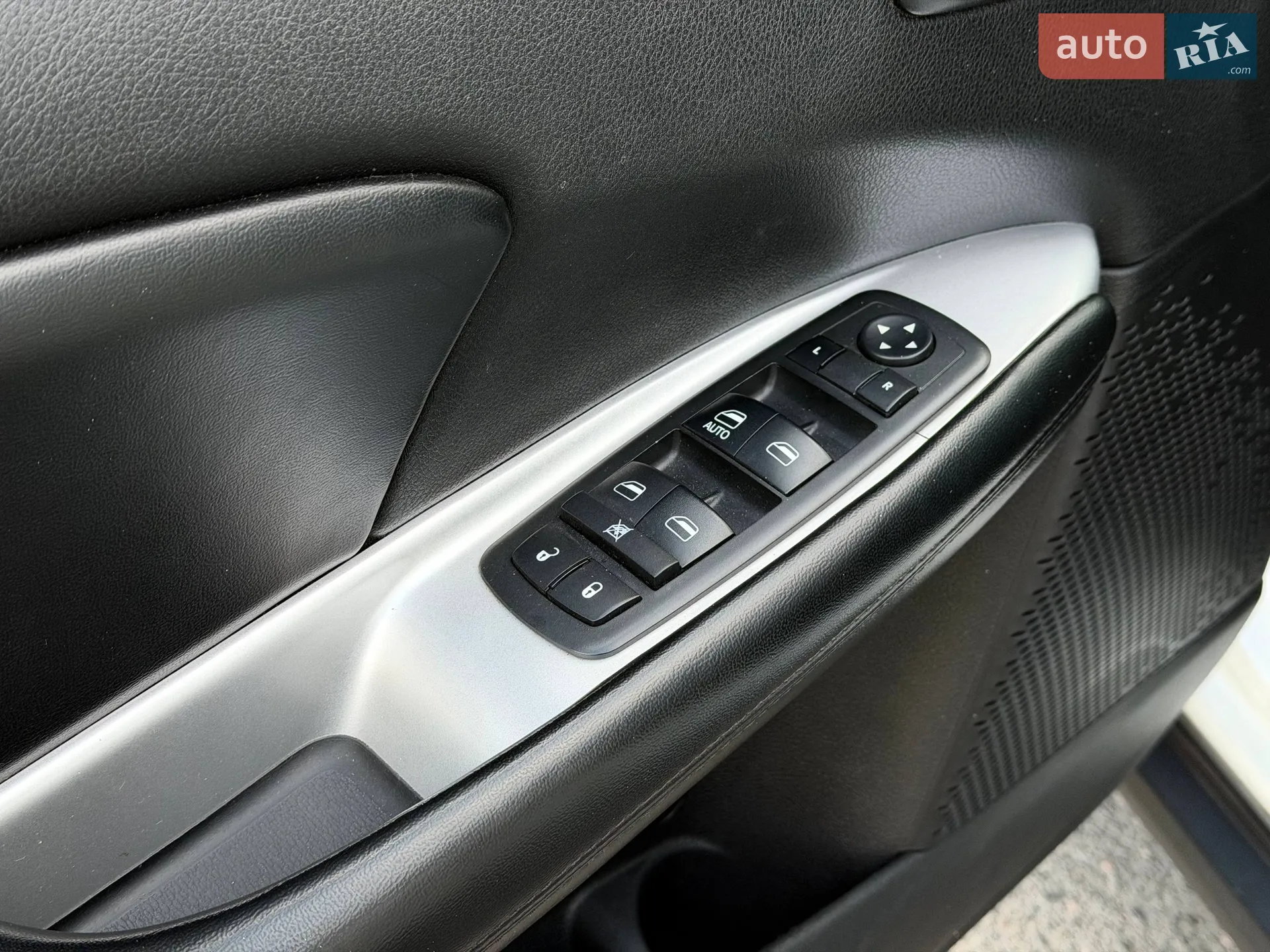 2015 Dodge Journey - мініатюра 41