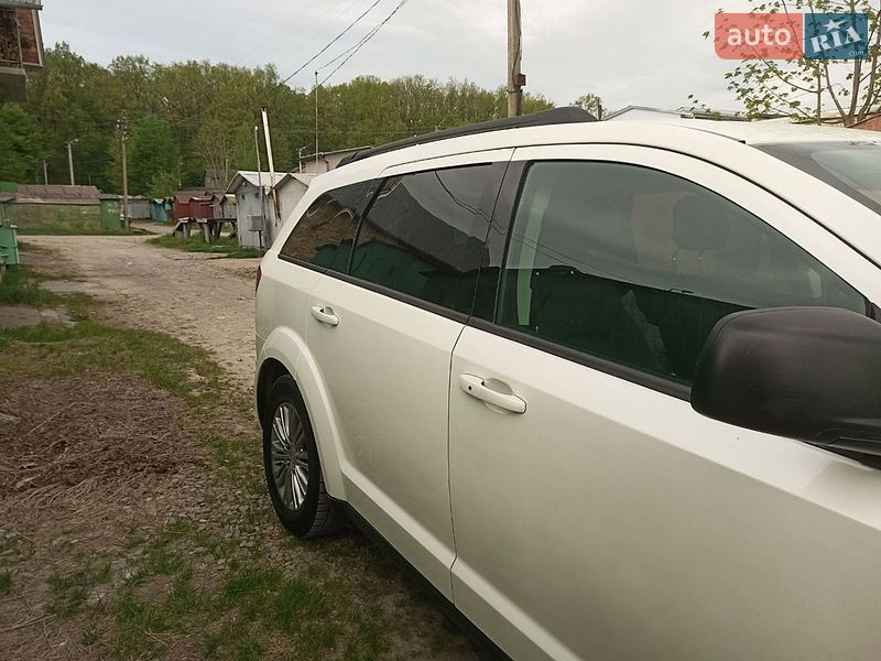 Внедорожник / Кроссовер Dodge Journey 2015 в Трускавце