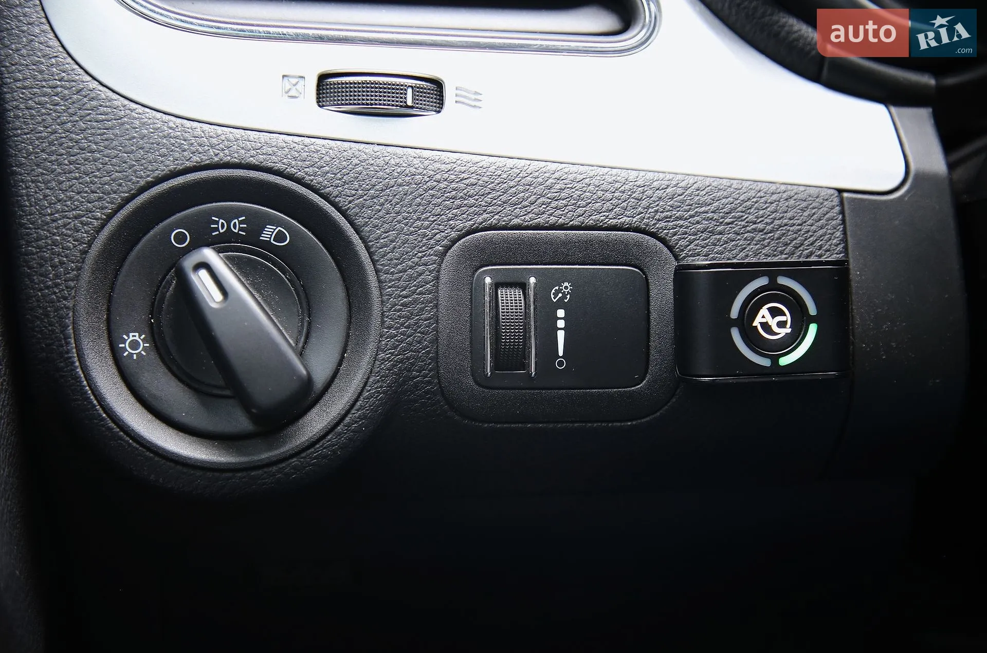 2011 Dodge Journey - мініатюра 19
