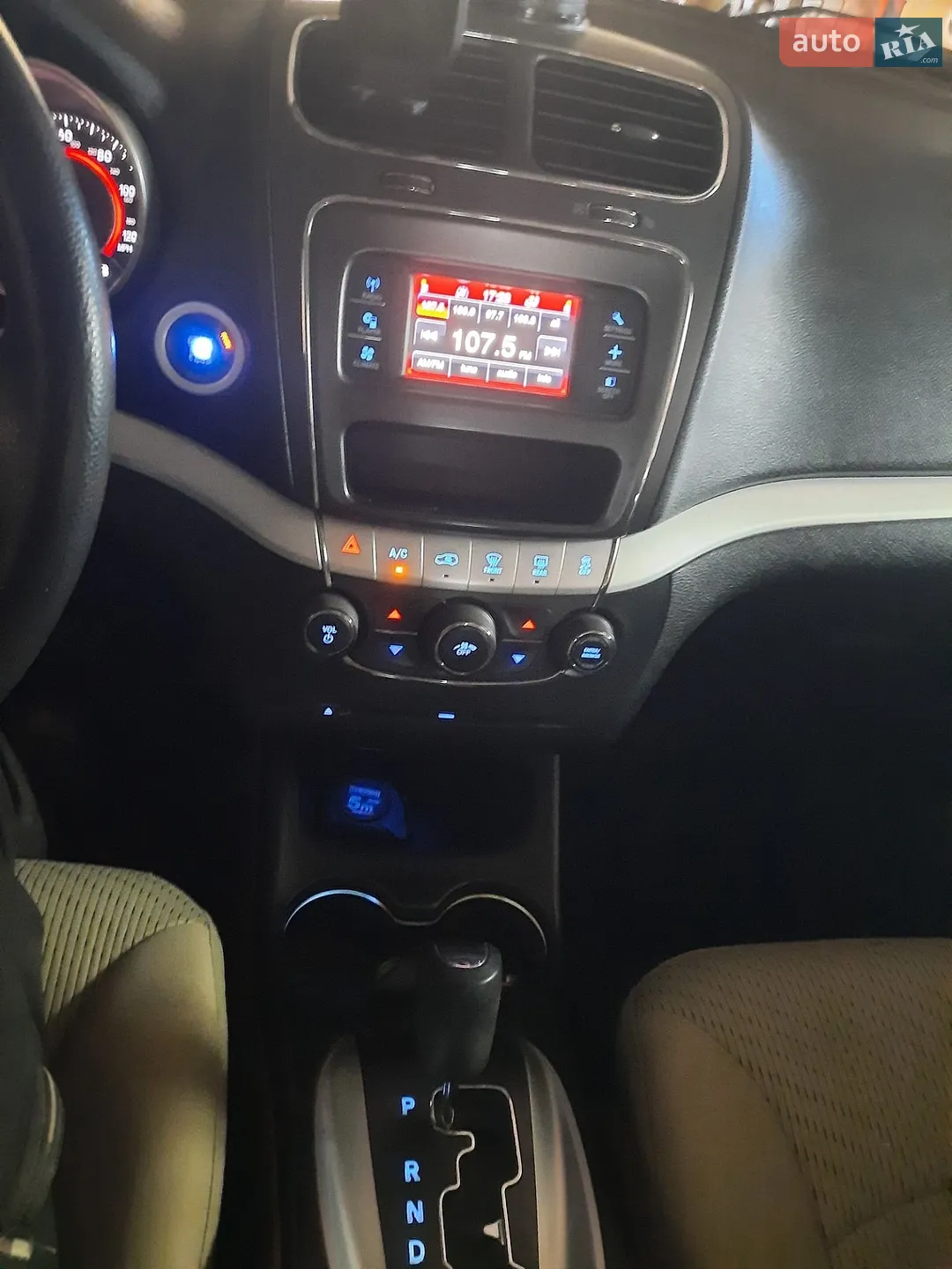 2011 Dodge Journey - мініатюра 2