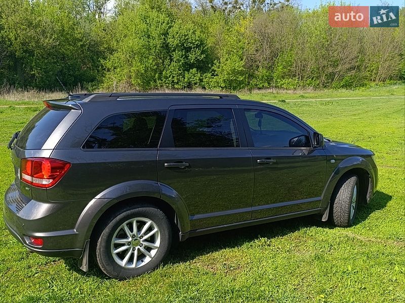 Внедорожник / Кроссовер Dodge Journey 2016 в Полтаве