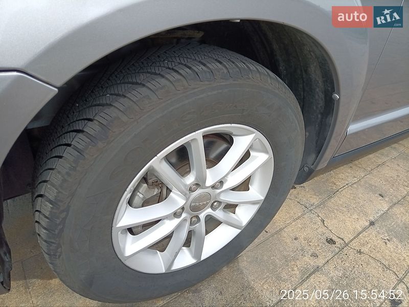 Внедорожник / Кроссовер Dodge Journey 2015 в Кривом Роге