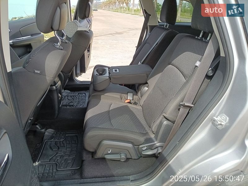 Внедорожник / Кроссовер Dodge Journey 2015 в Кривом Роге