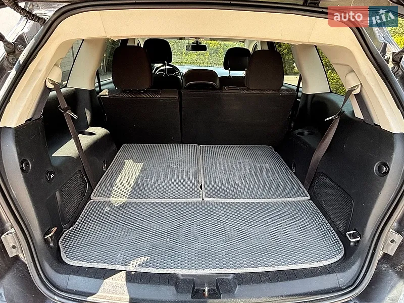 Dodge Journey 2019 VIN 3C4PDCAB1KT749528 фото оголошення 14 з 52