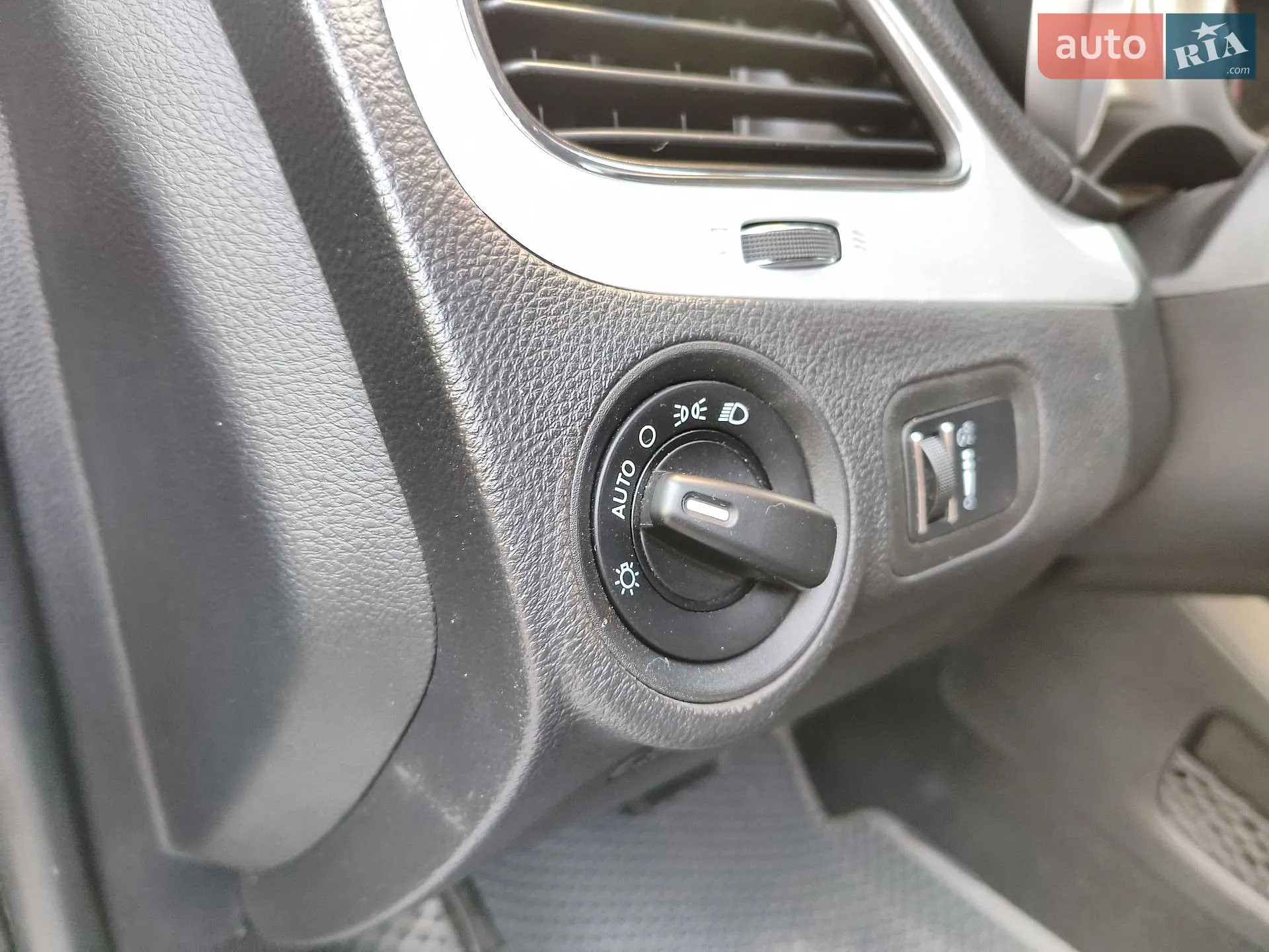 2017 Dodge Journey - мініатюра 25