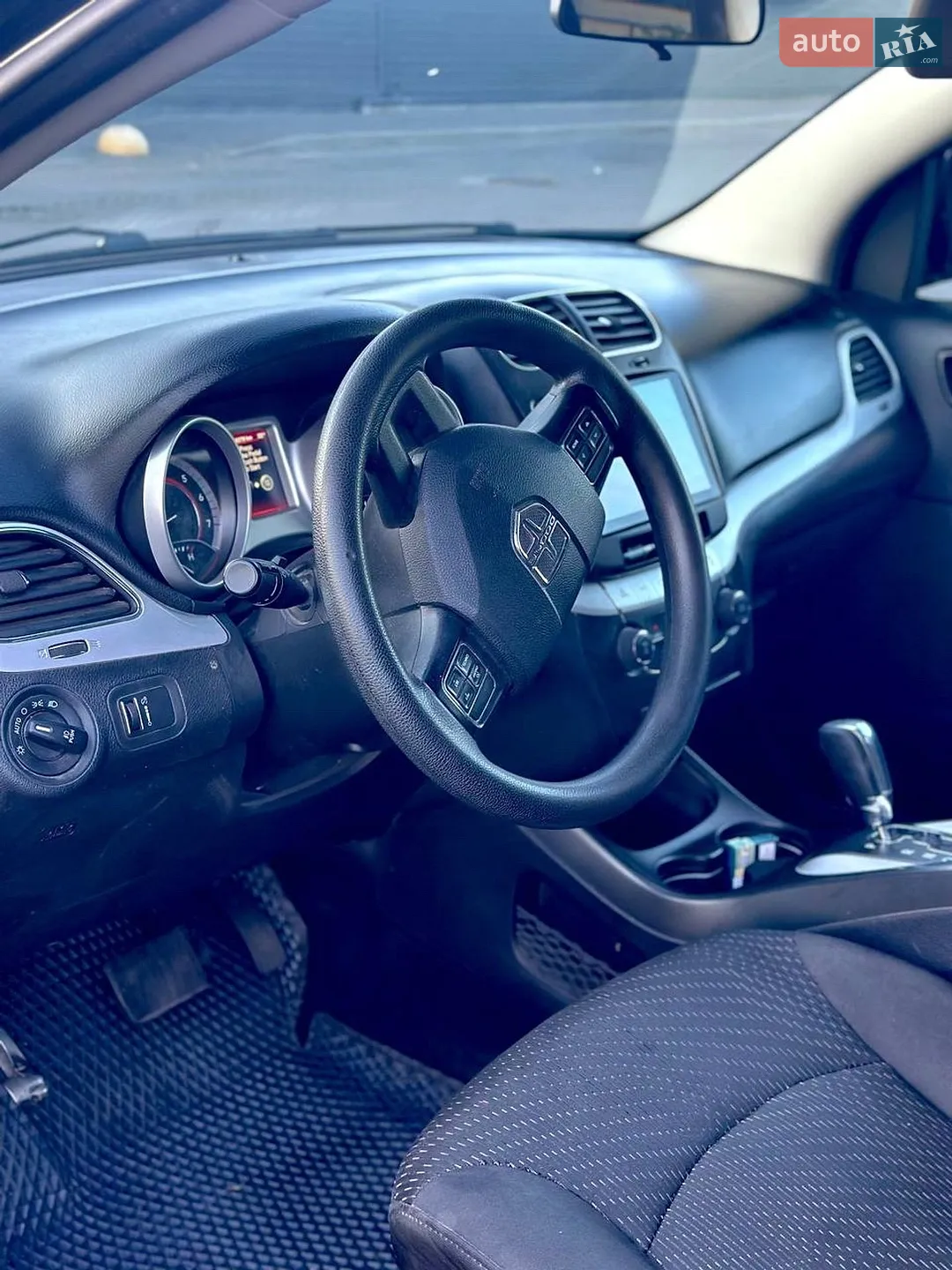 2017 Dodge Journey - мініатюра 4