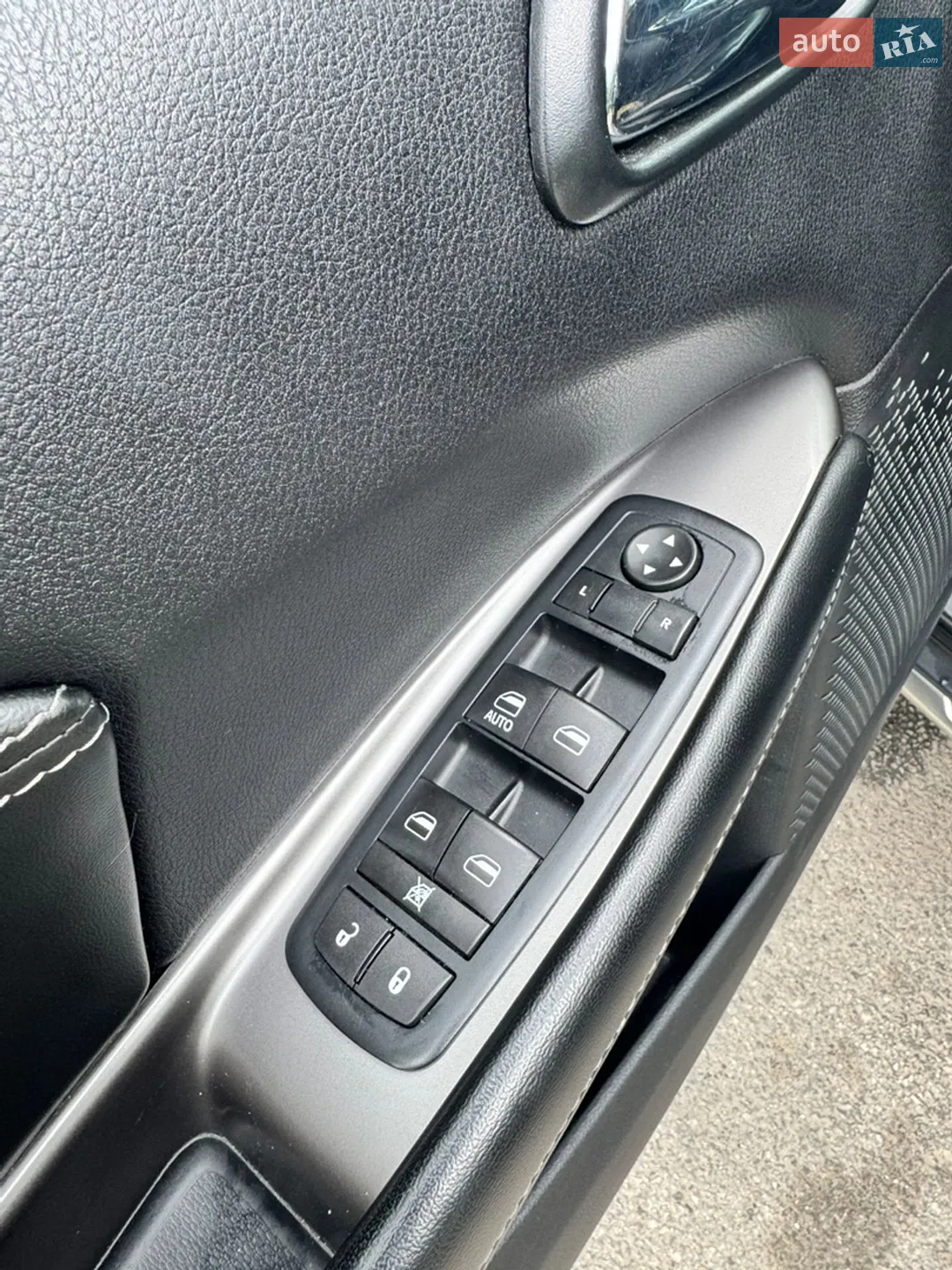 2016 Dodge Journey - мініатюра 5