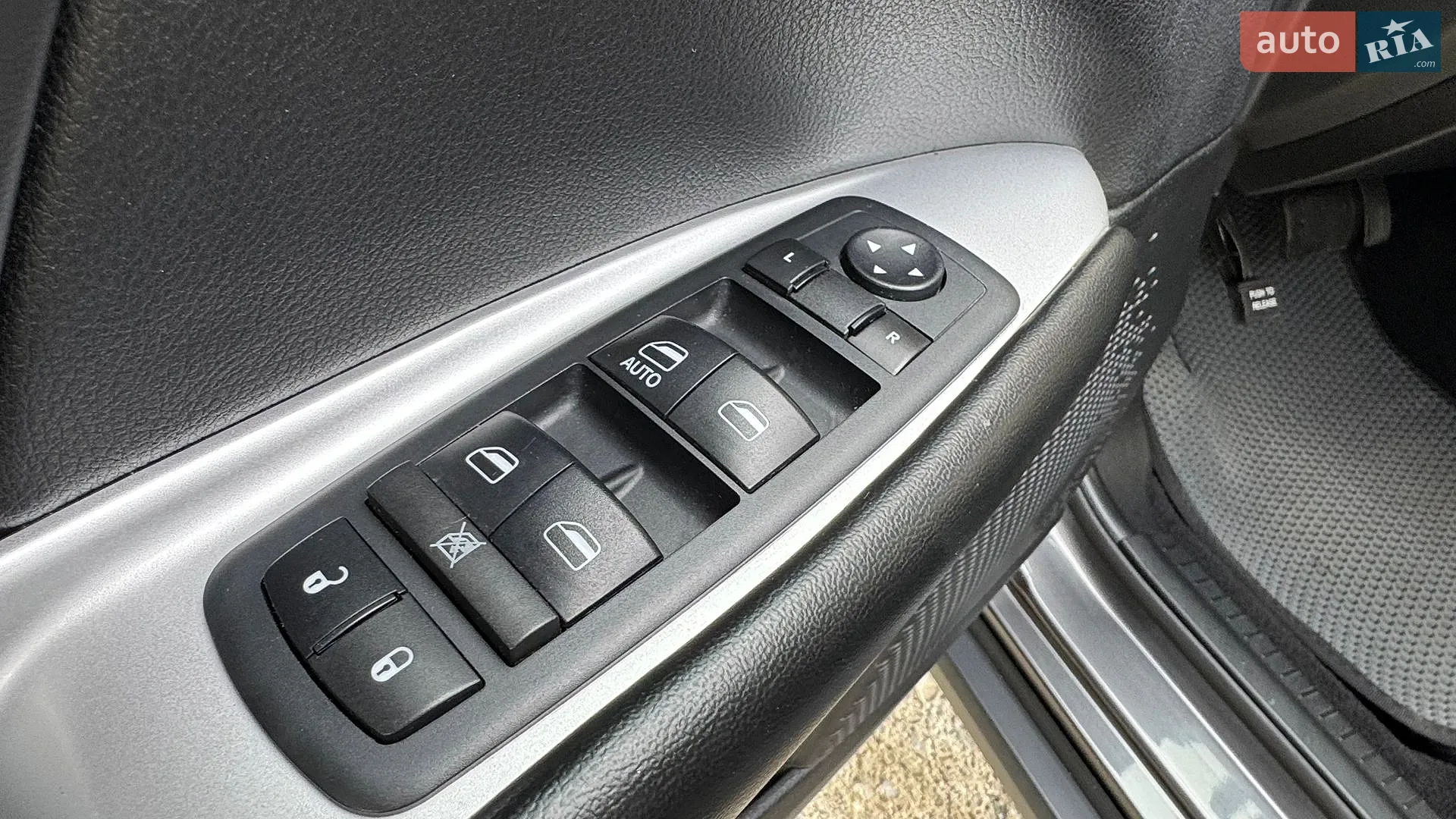 2017 Dodge Journey - мініатюра 21