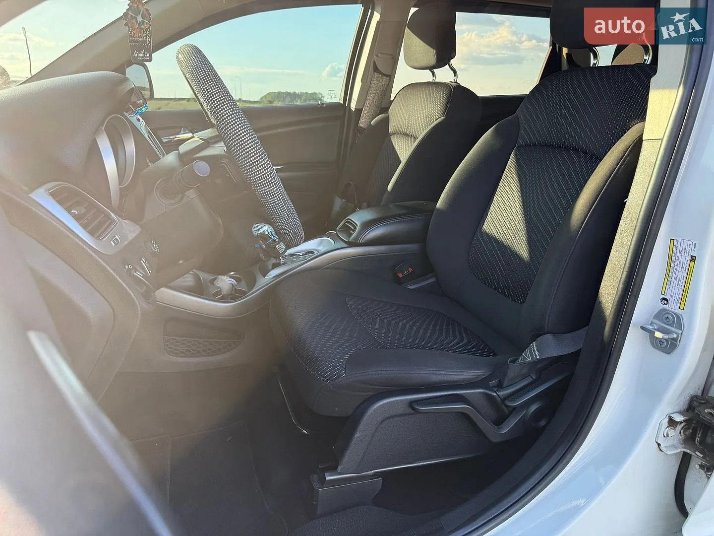 2017 Dodge Journey - мініатюра 10