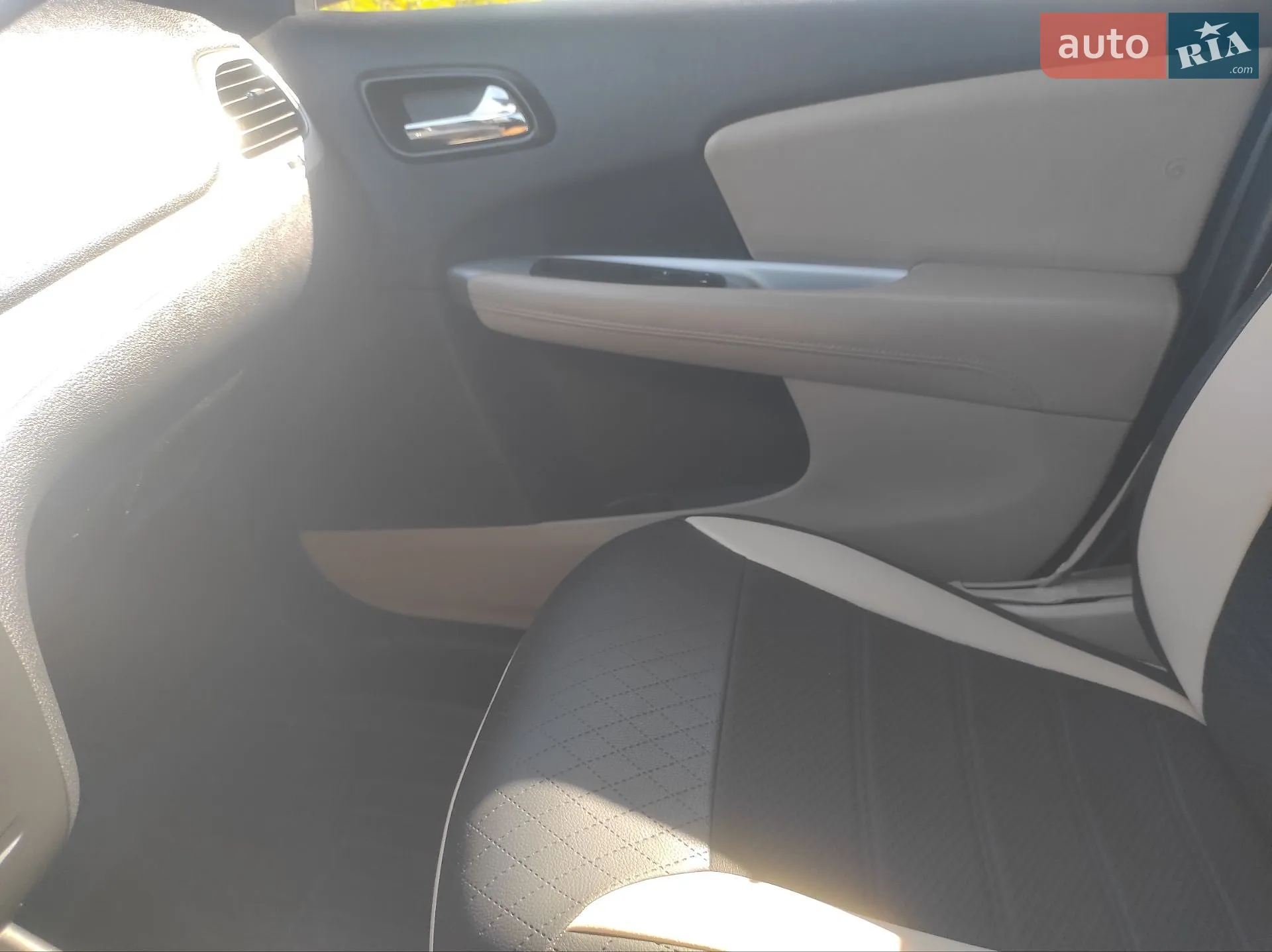 2014 Dodge Journey - мініатюра 5
