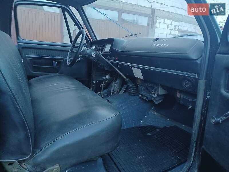 Пикап Dodge M 880 1976 в Тячеве