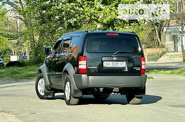 Внедорожник / Кроссовер Dodge Nitro 2008 в 