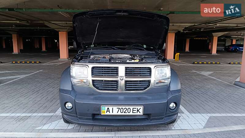 Позашляховик / Кросовер Dodge Nitro 2008 в Києві